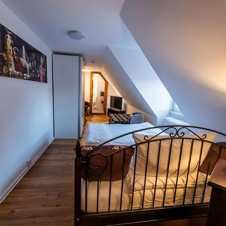 Hotel Restaurant Dicker Mann Zum Blauen Krebs