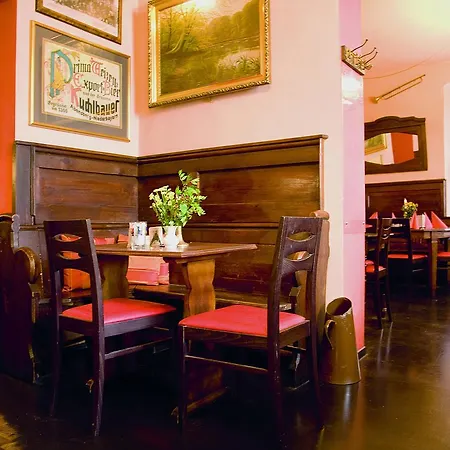 Hotel Restaurant Dicker Mann Zum Blauen Krebs 4*