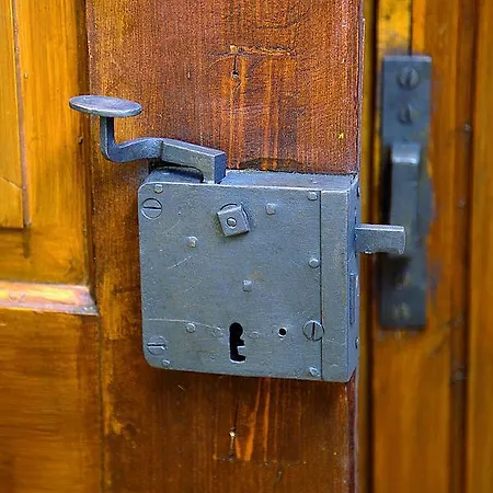 Hotel Restaurant Dicker Mann Zum Blauen Krebs