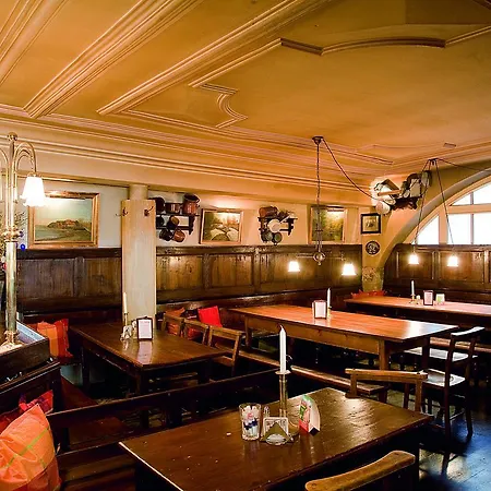 Hotel Restaurant Dicker Mann Zum Blauen Krebs Ratisbona