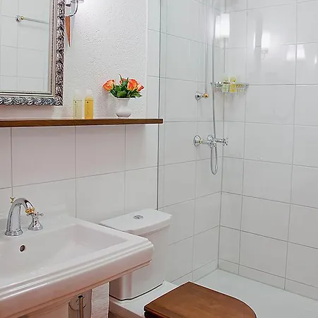 Hotel Restaurant Dicker Mann Zum Blauen Krebs 4*