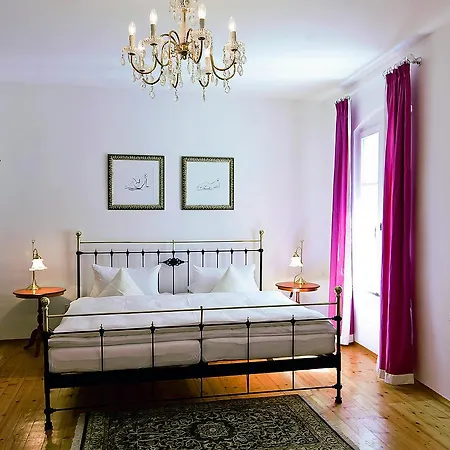 Restaurant Dicker Mann Zum Blauen Krebs Ratisbona